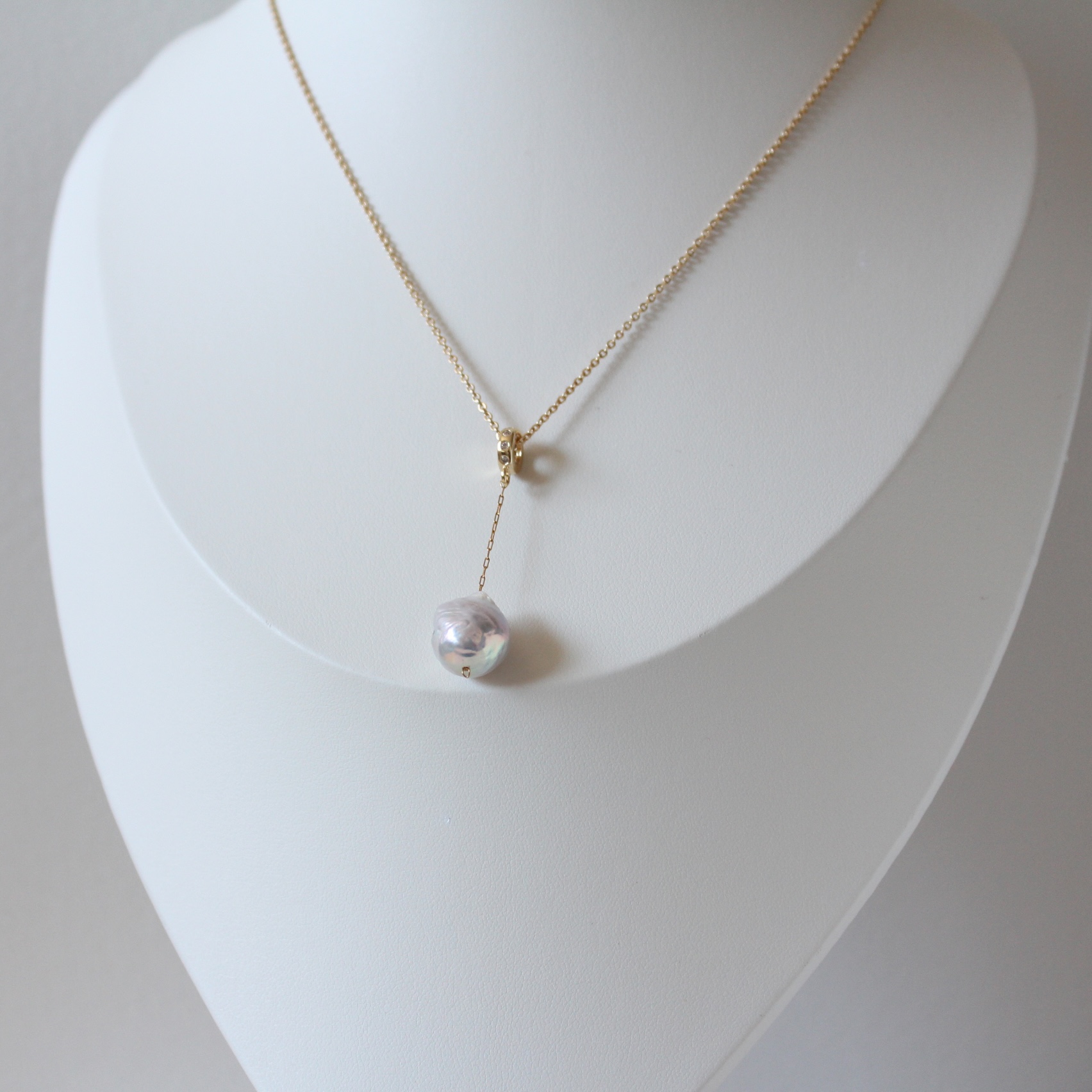Baroque Pearl Pendant Necklace
