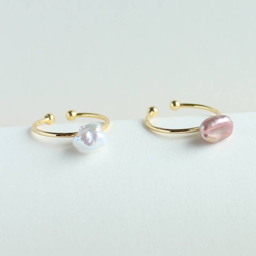 Rainbow Baroque Pearl Thin Ring